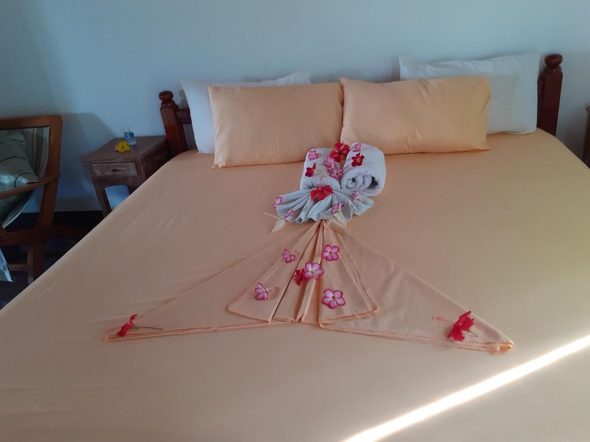 ויקטוריה Corner Bay Apartments Beau Vallon,Mahe מראה חיצוני תמונה